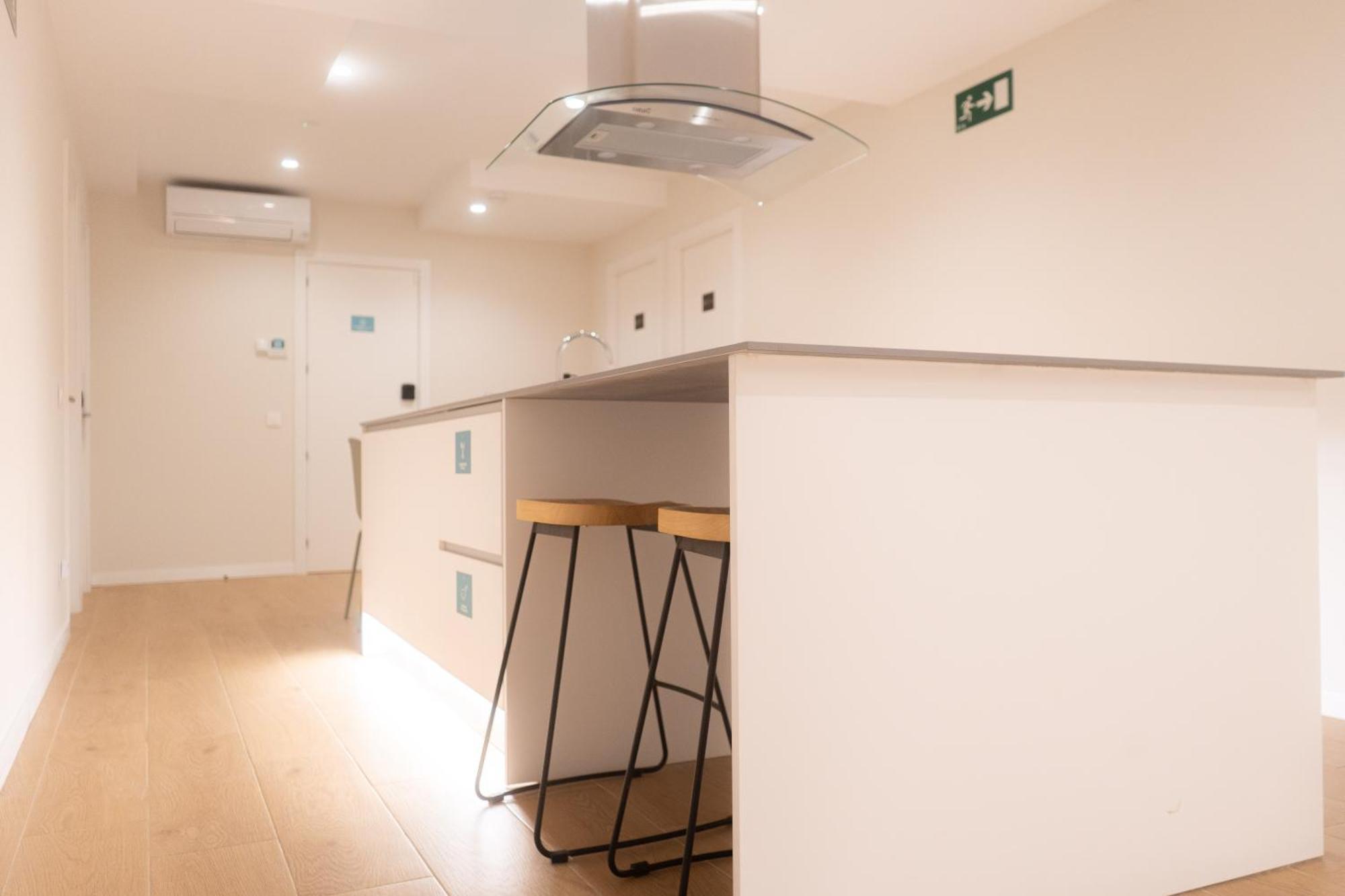 I'M Room Suites Nuevos Ministerios - Bernabeu 'Digital Access' Madrid Exterior photo