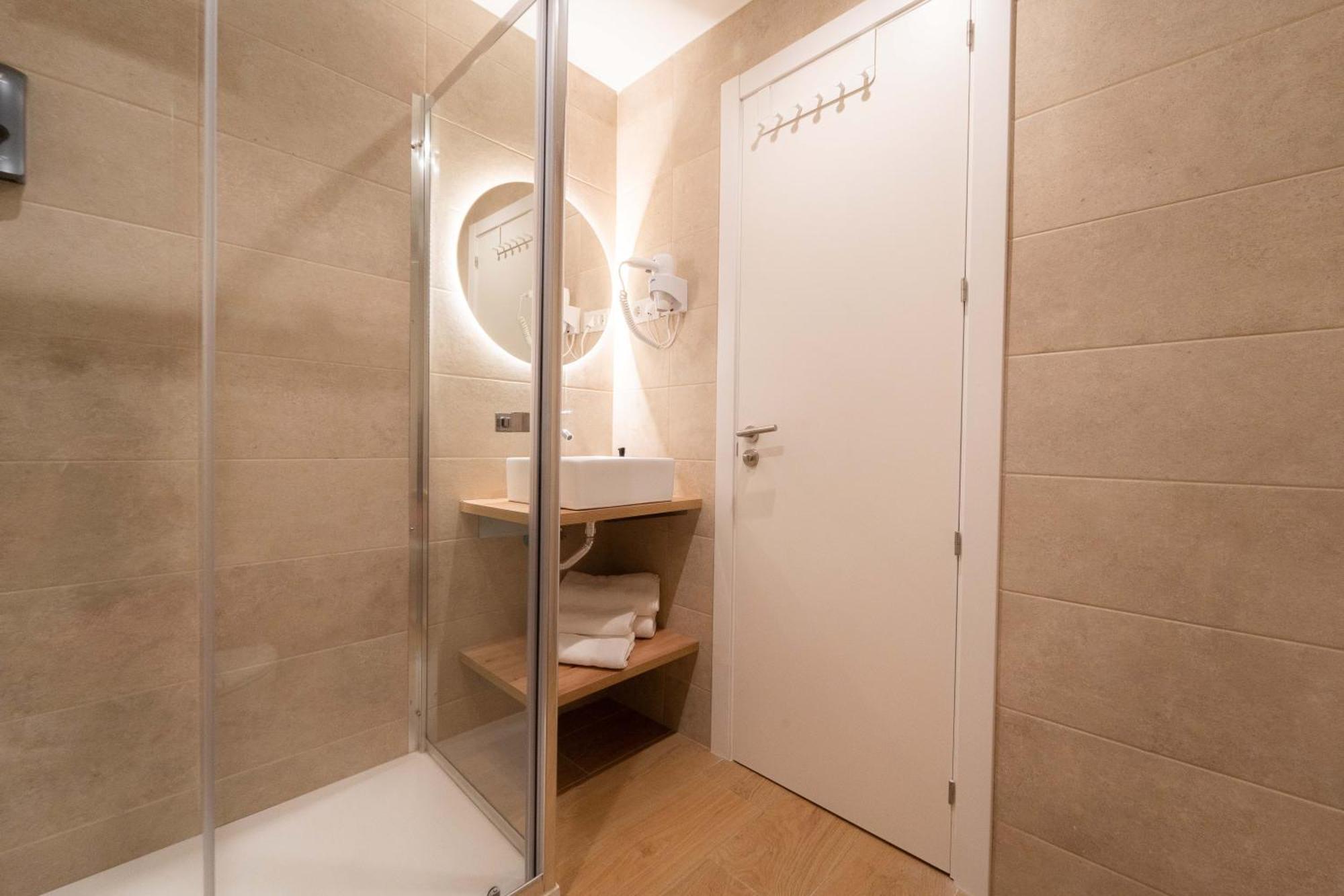 I'M Room Suites Nuevos Ministerios - Bernabeu 'Digital Access' Madrid Exterior photo